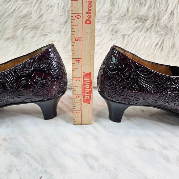 VTG Pertti Palmroth Women's Burgundy Leather Embossed Point Toe Ankle Boots 6 - Picture 4 of 15